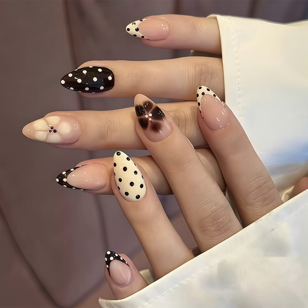 Artistic Press-On Nail Tips Bowlift