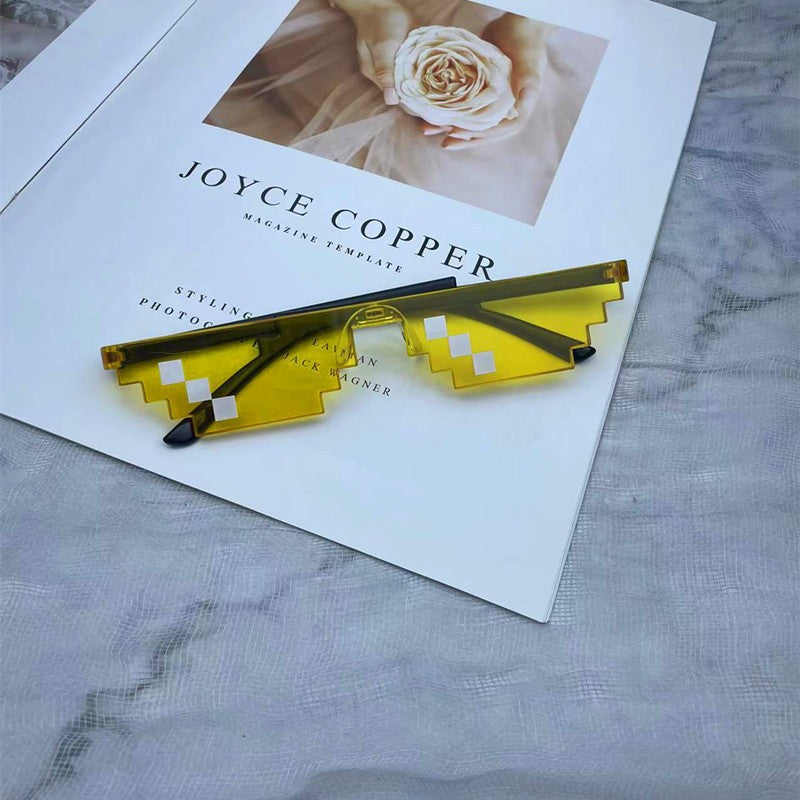 Bold Geometric Frame Sunglasses Bowlift