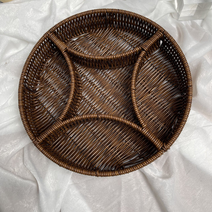 Women’s beef serving basket with four compartments Bowlift