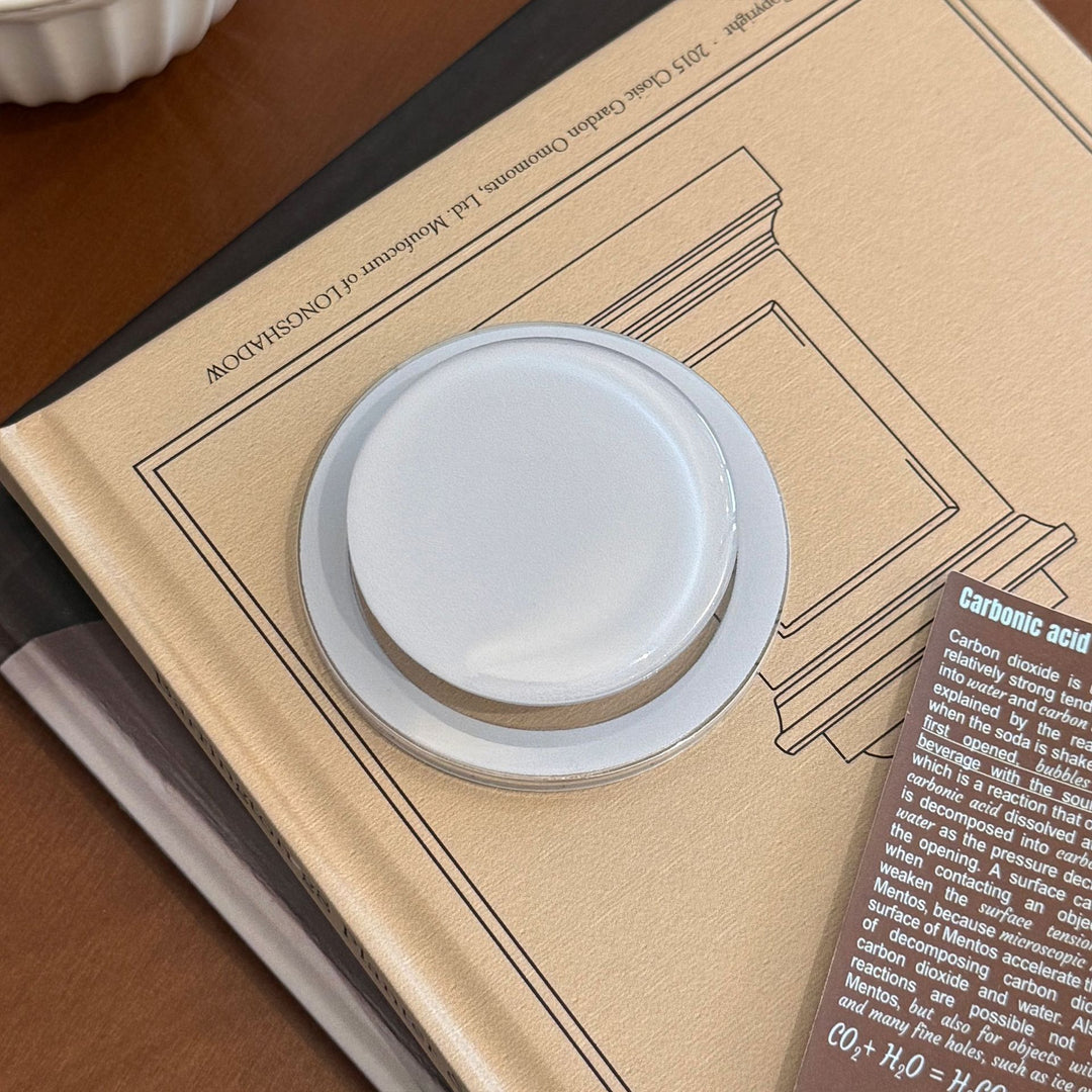 Elegant beef coaster made of high-quality glass Bowlift