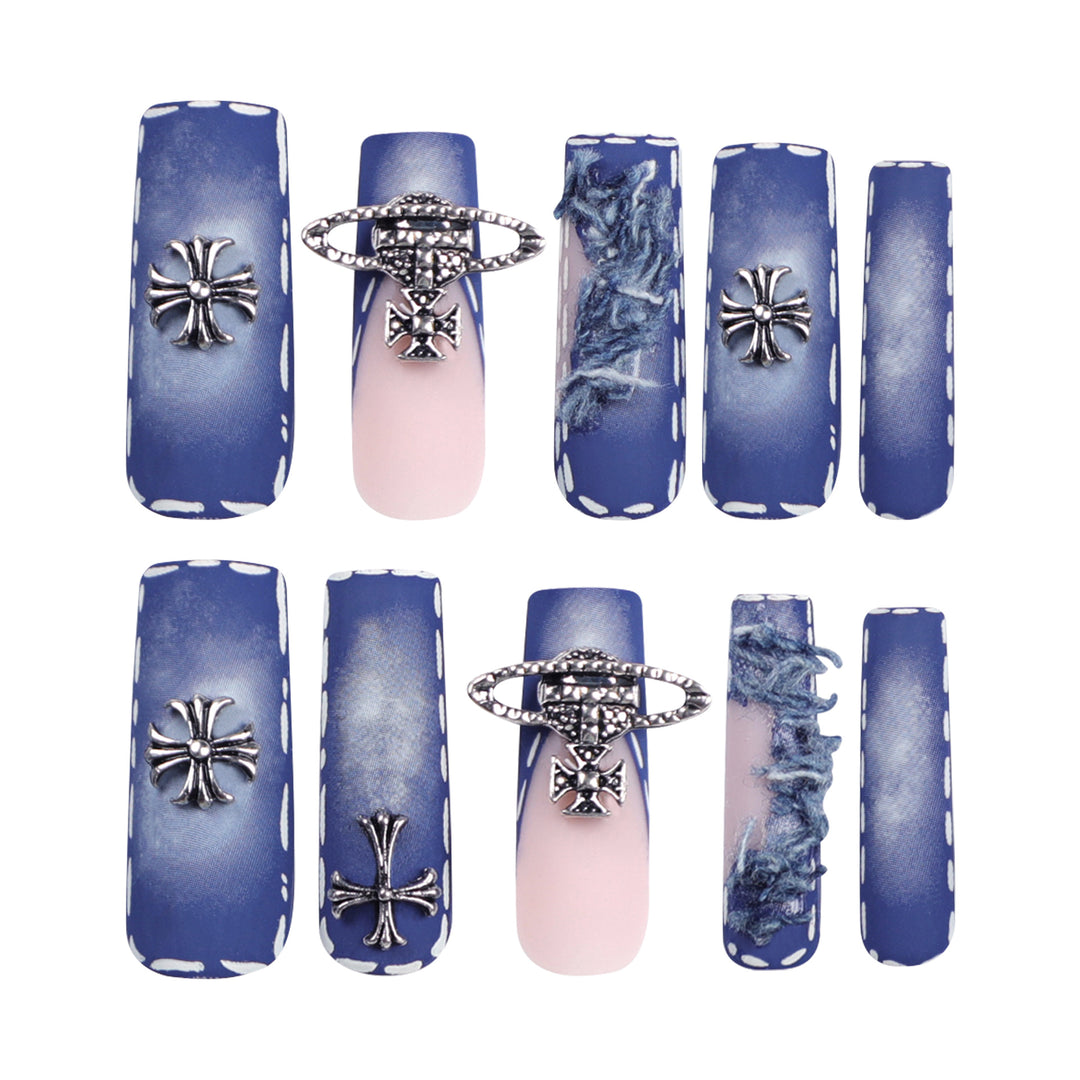 Artistic print nails with elegant glitter decoration Bowlift