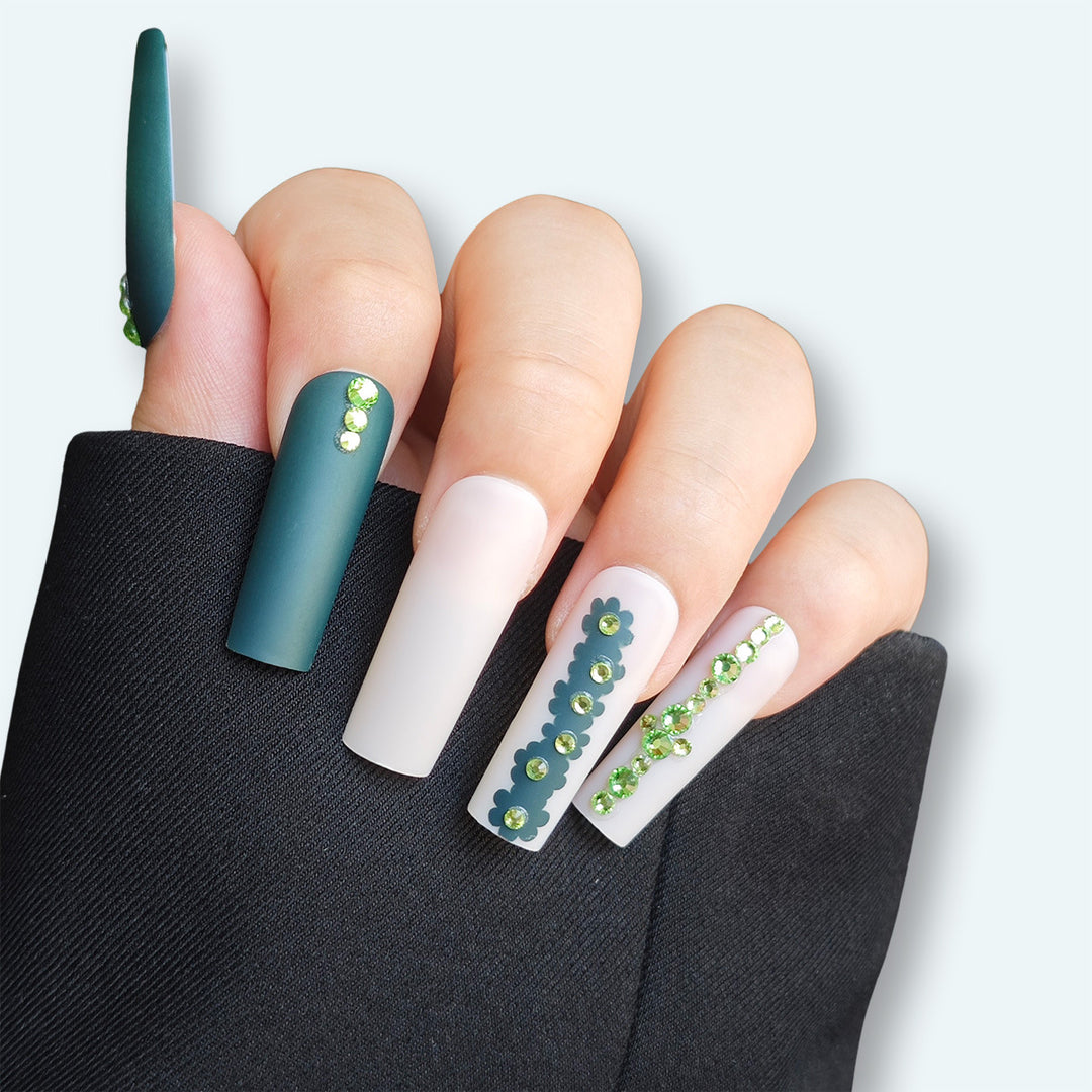Decorative Floral Pattern Long Press-On Nails Bowlift
