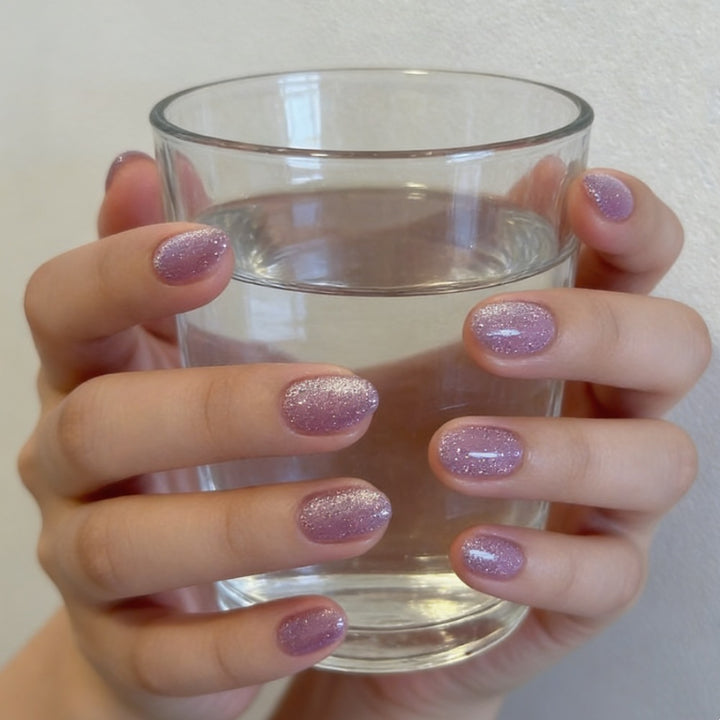Sparkling Glossy Press-On Nail Set Bowlift