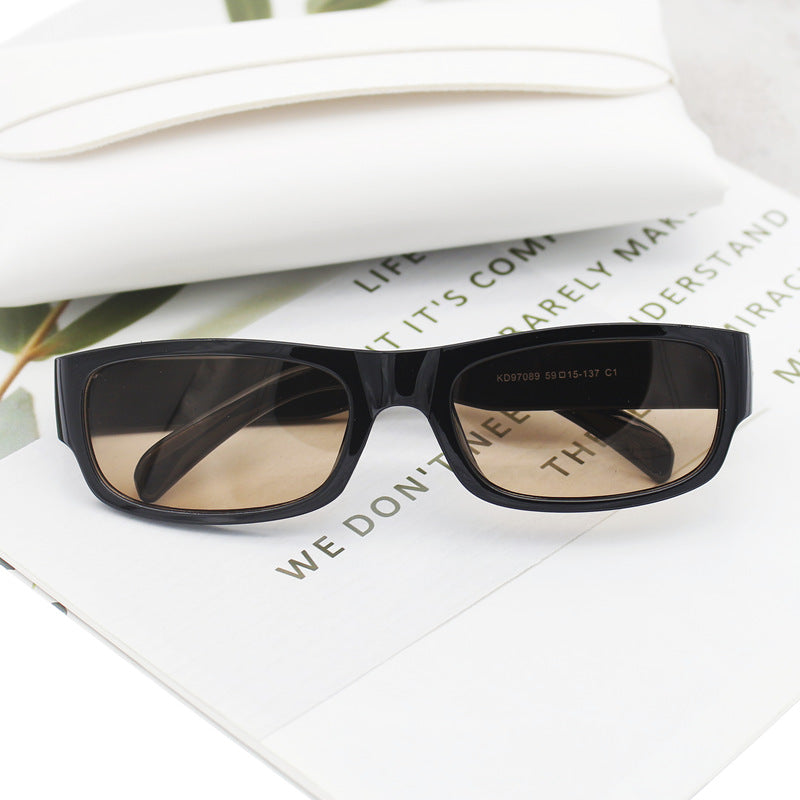 Women's fashionable sunglasses in stylish rectangular design Bowlift
