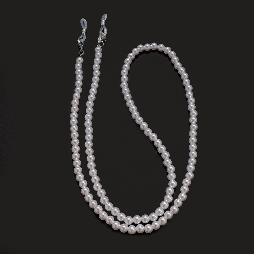 Elegant Pearl Eyewear Chain Bowlift