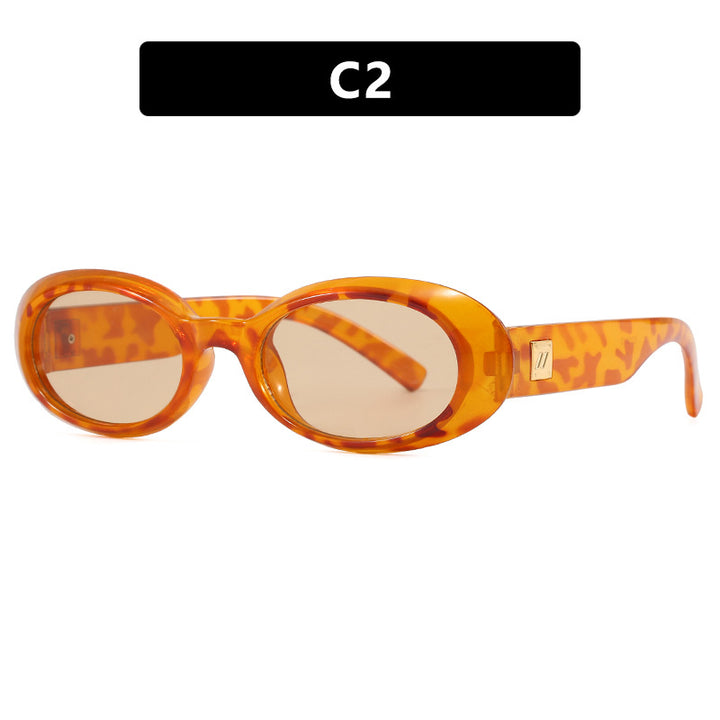 Ladies exclusive sunglasses in elegant oval design Bowlift