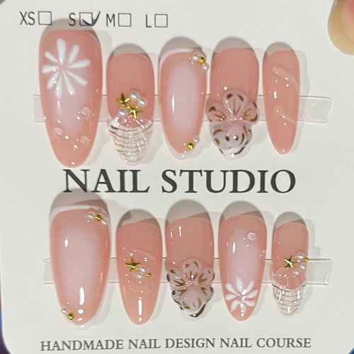 Handcrafted Floral Pattern Press-On Nails Bowlift