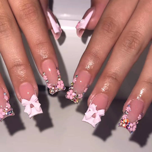 Artificial Nails with Floral Applications Bowlift