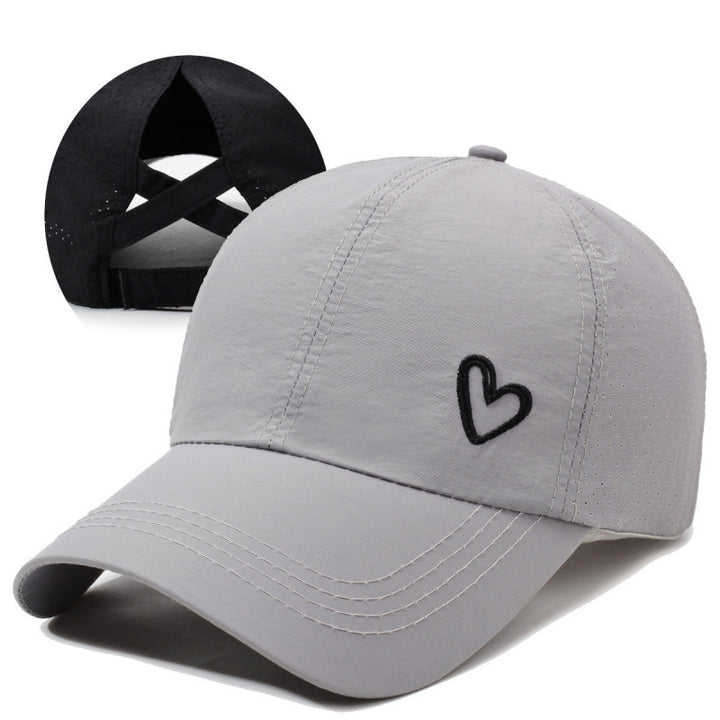 Women’s Sporty Baseball Cap Bowlift