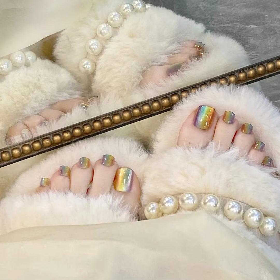 Glossy Metallic Press-On Toenail Set Bowlift