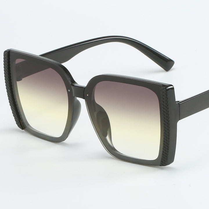 Women oversized designer sunglasses in modern woven design Bowlift