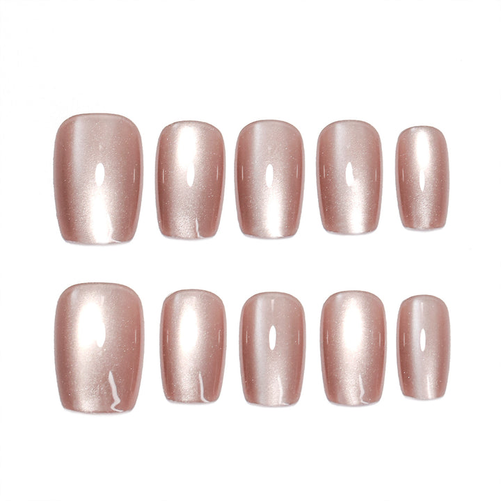 Artificial nail extensions with glossy finish Bowlift