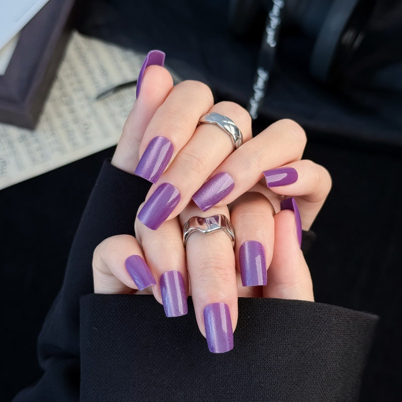 High-quality artificial nails Bowlift