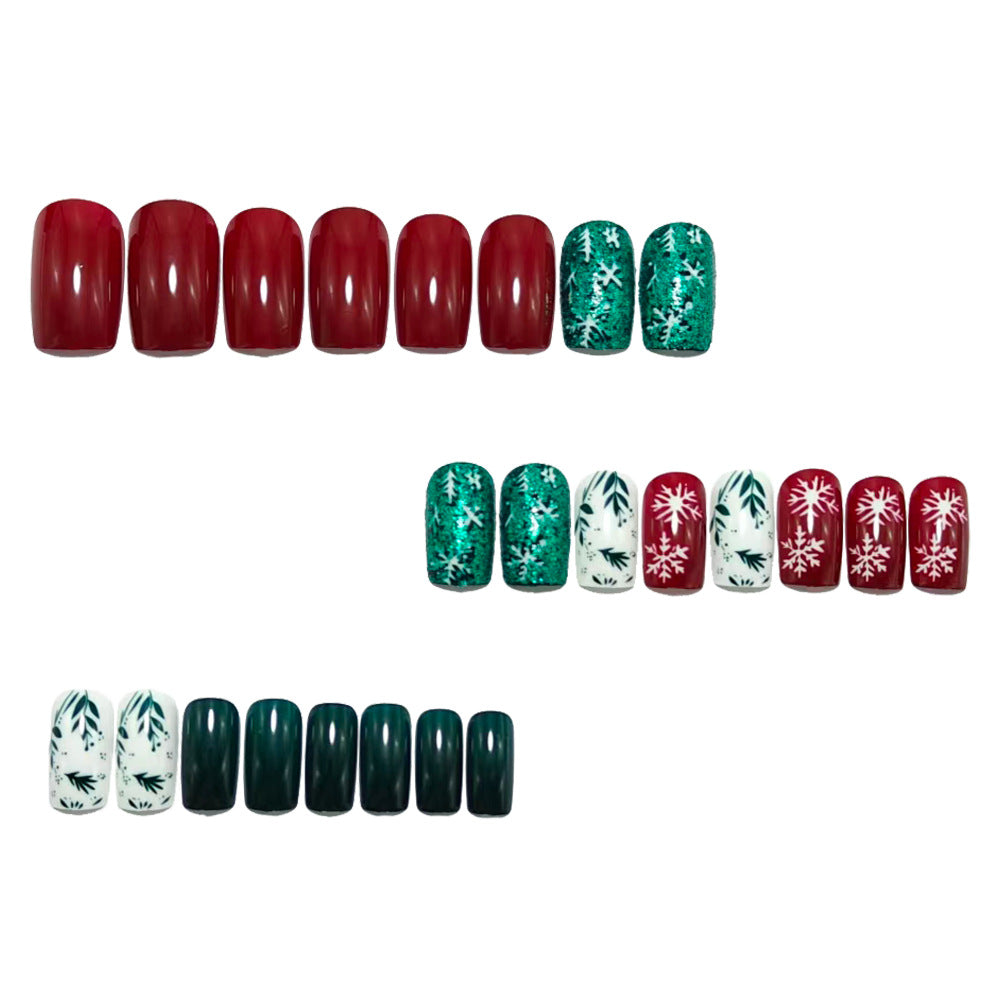 Artificial Nails in Festive Winter Design Bowlift