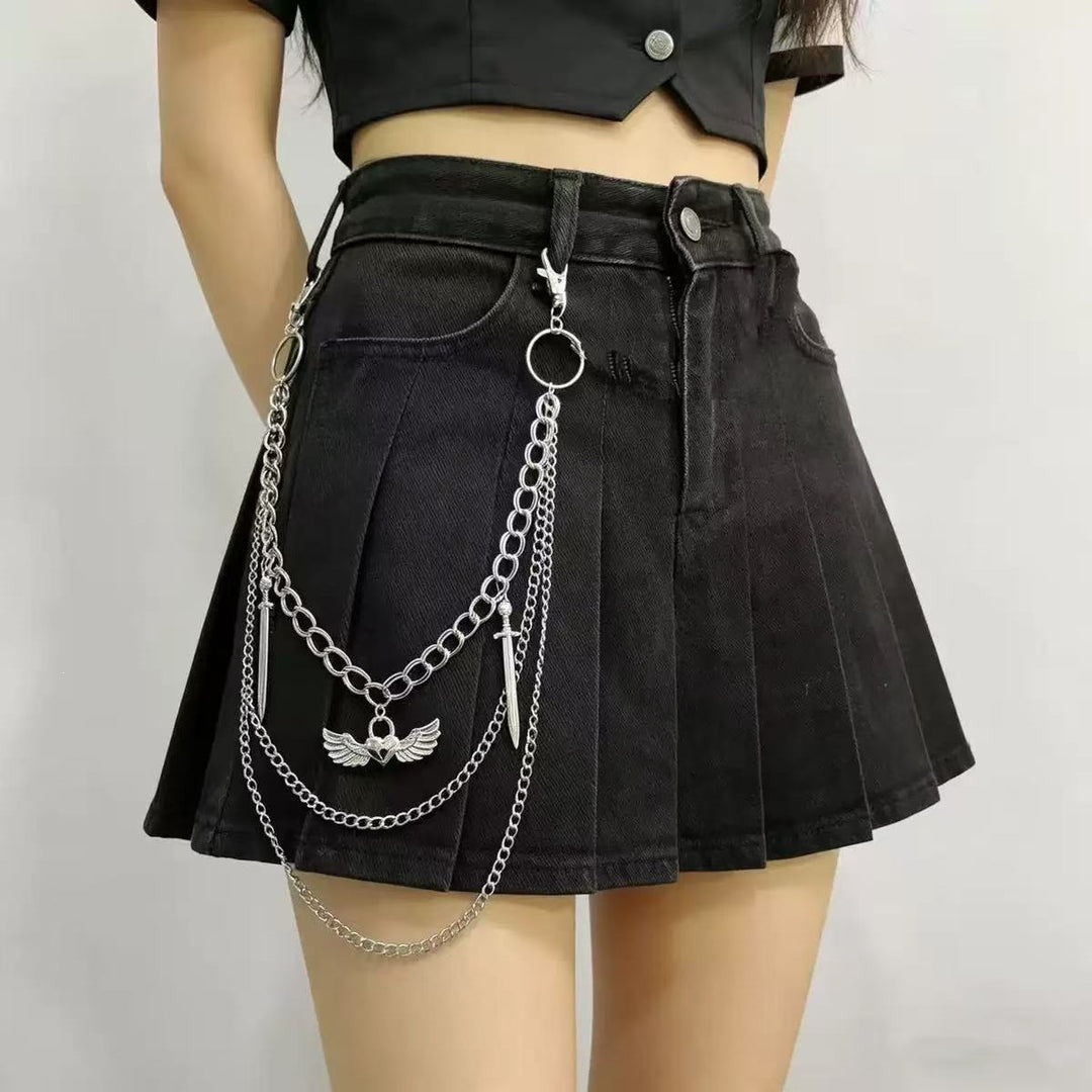 Pleated skirt with stylish chains by Bowlift