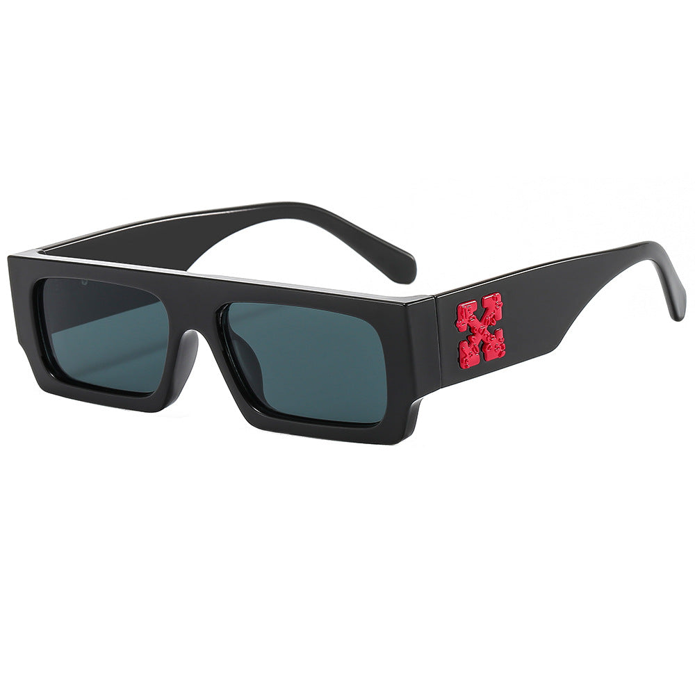 Ladies fashionable sunglasses Bowlift