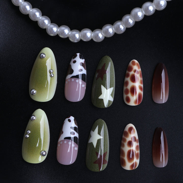 Creative artistic nails with unique animal designs Bowlift