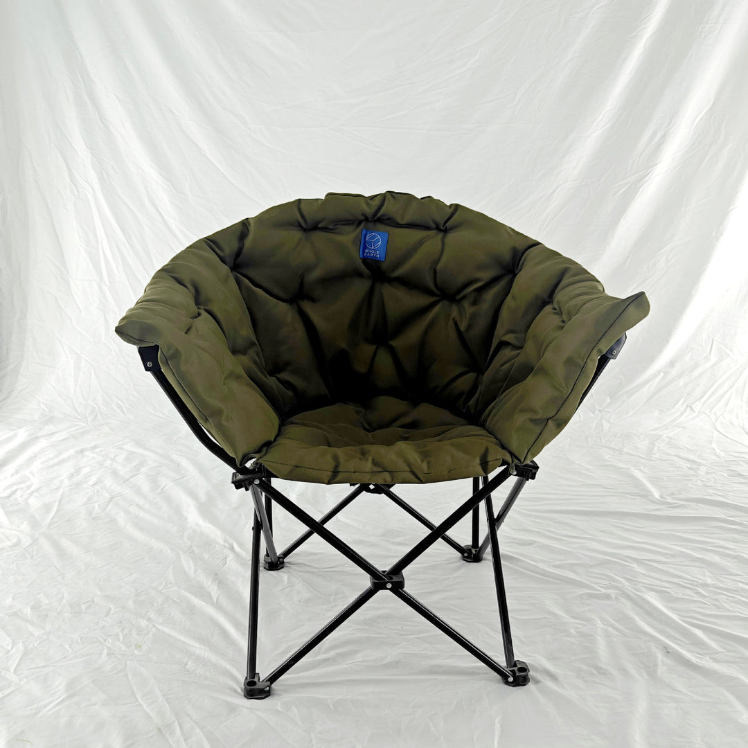 Comfortable and Stylish Lounge Chair Bowlift