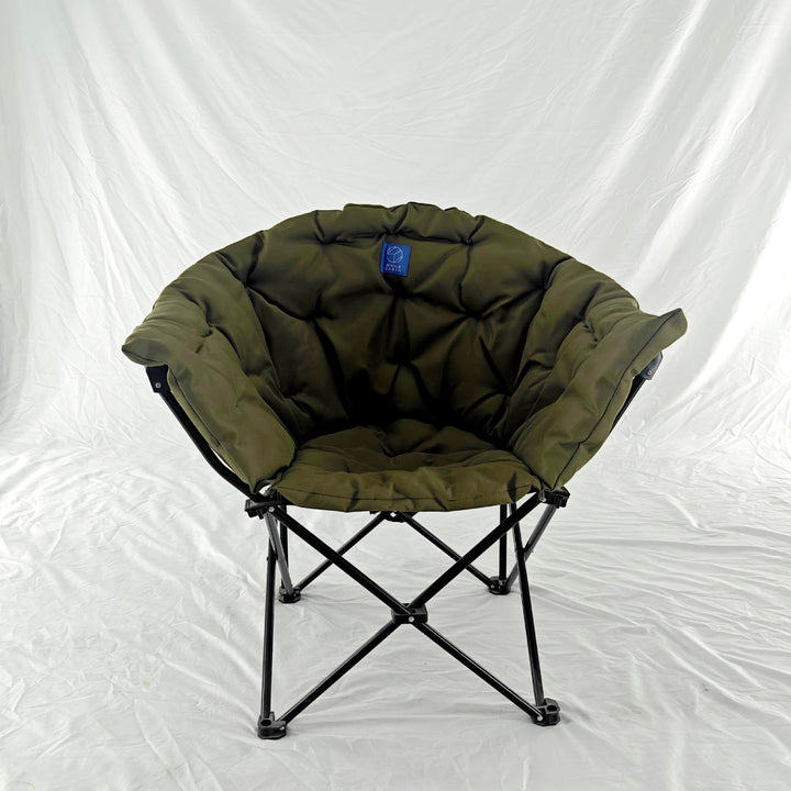 Comfortable and Stylish Lounge Chair Bowlift