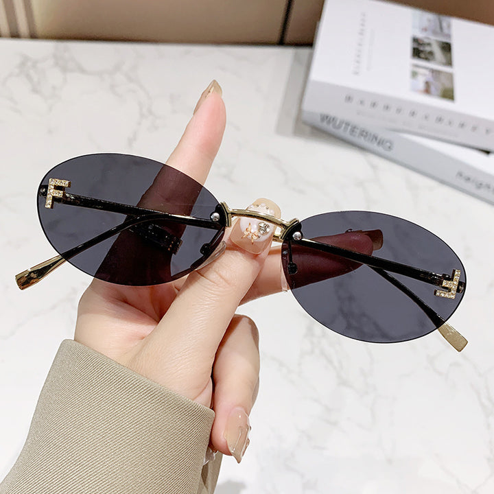 Women's Fashion Sunglasses with Innovative Design and Comfortable Frame Bowlift
