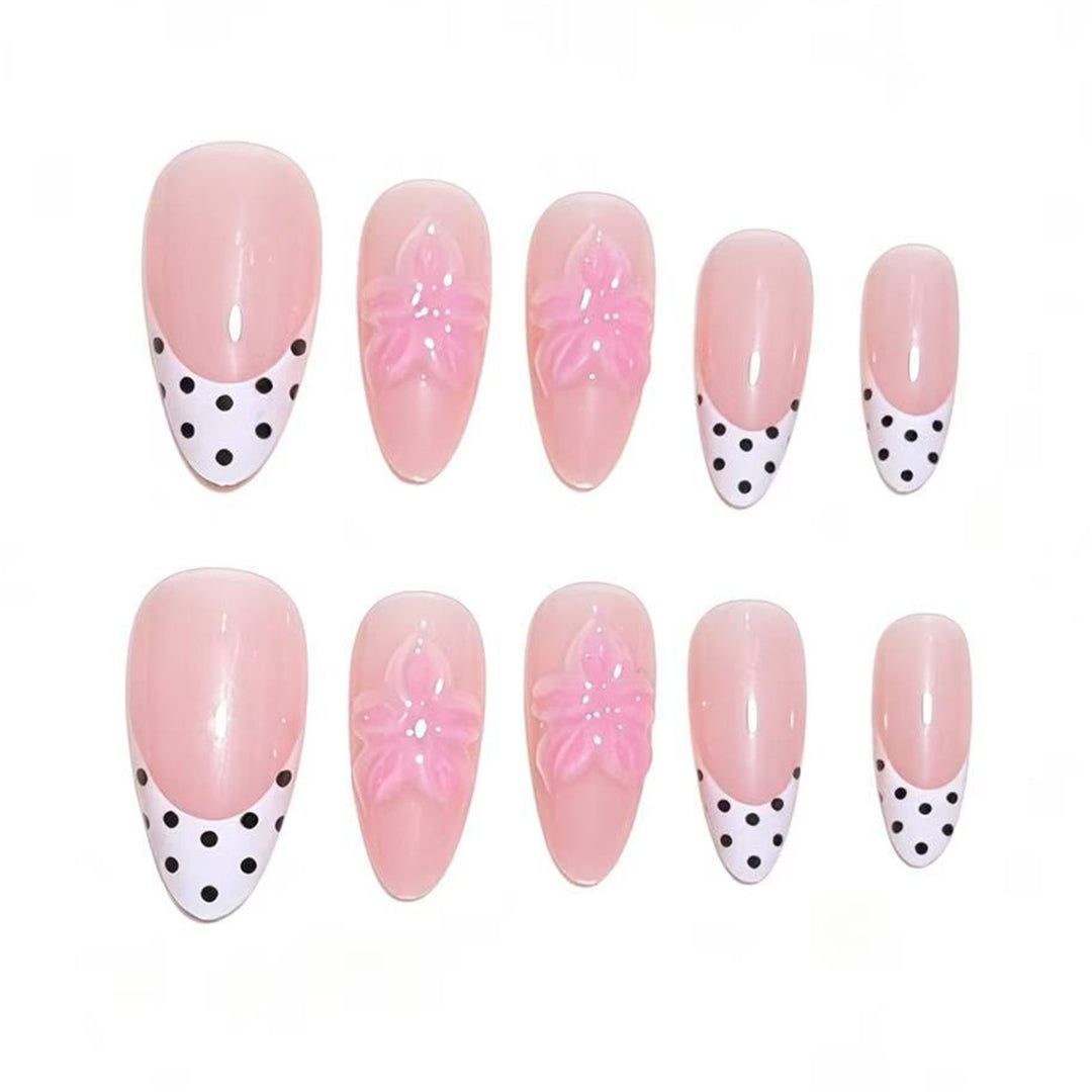 Elegant Floral Design Press-On Nail Tips Bowlift
