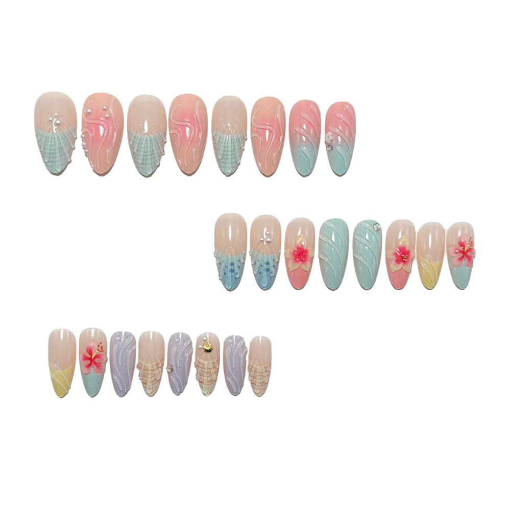 Nail Art in Creative Maritime Design Bowlift