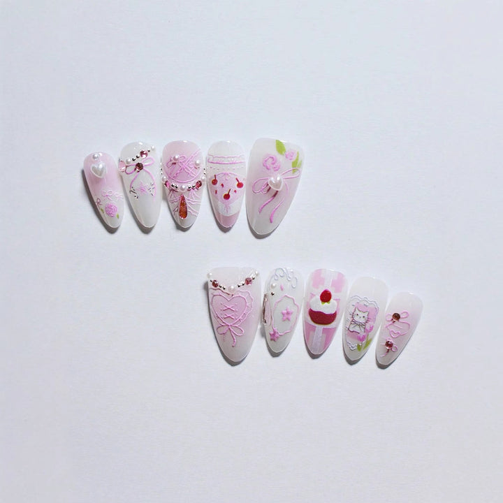 Artistic Heart-Embellished Press-On Nail Set Bowlift