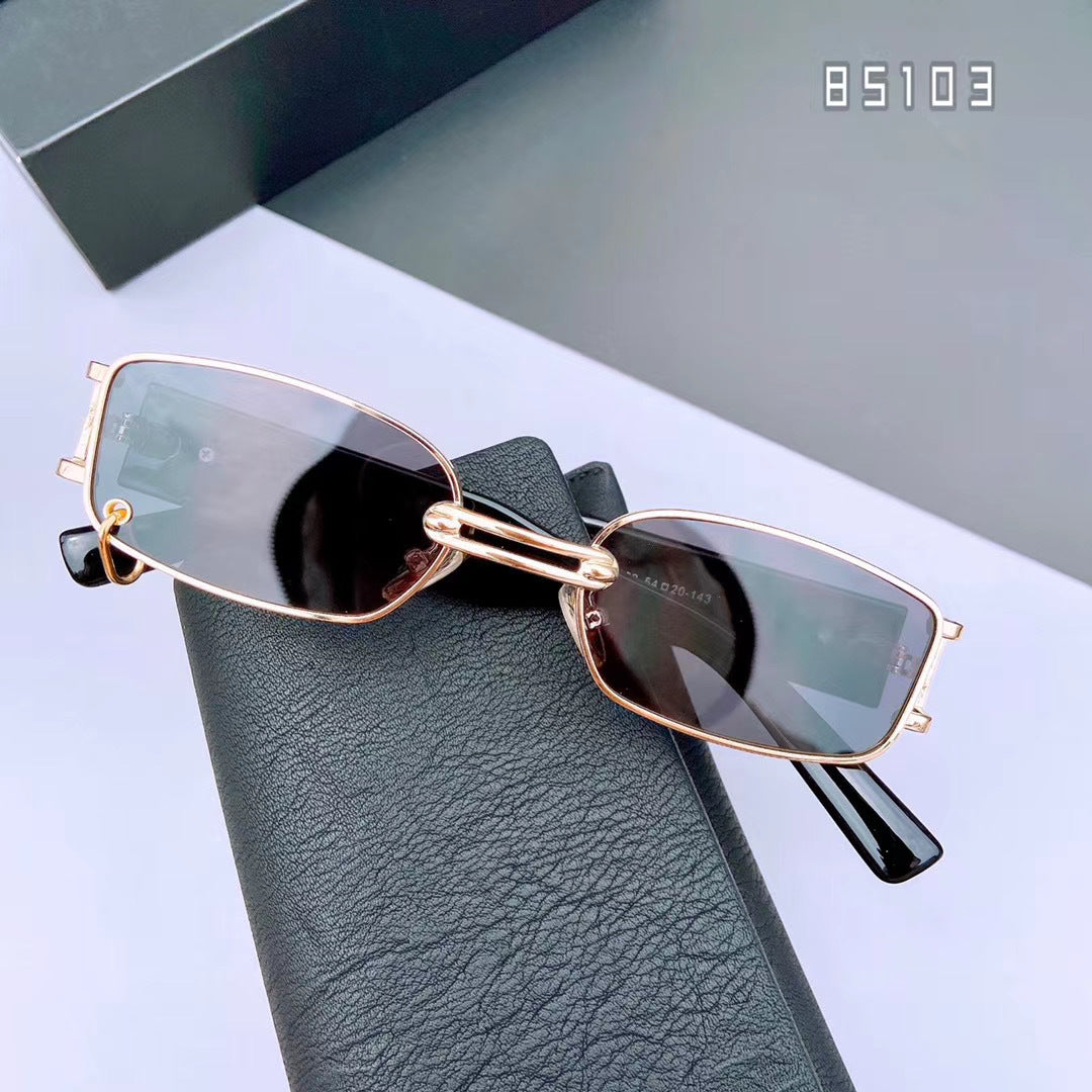 Fashionable sunglasses with unique rectangular frame Bowlift