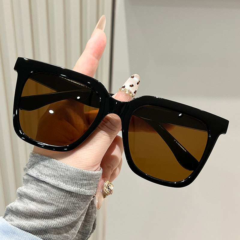 Women's oversized sunglasses with matte frame Bowlift