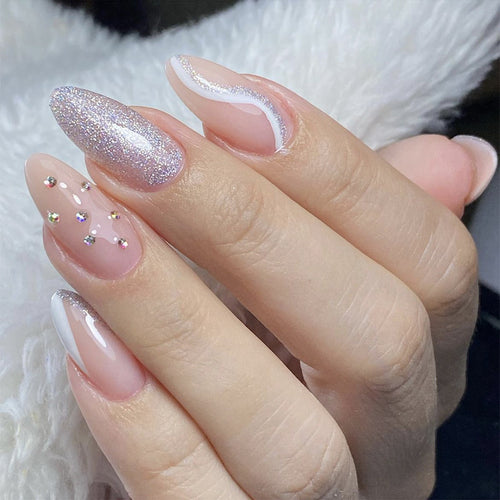 Glamorous Glittered Stiletto Nail Art Bowlift