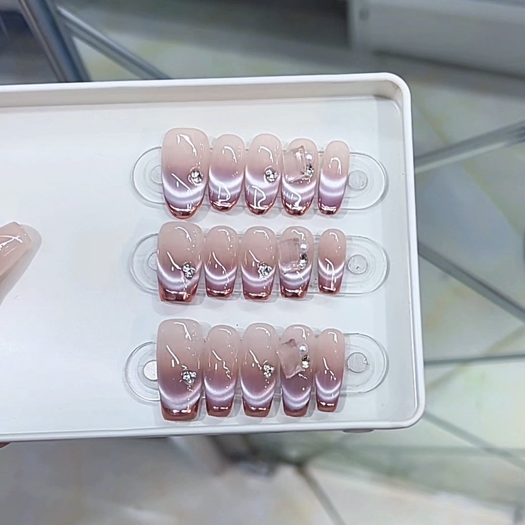 Premium Press-On Nail Set with Elegant Gradient Design Bowlift
