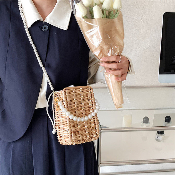 Women's Trendy Basket Bag with Pearl Chain Bowlift