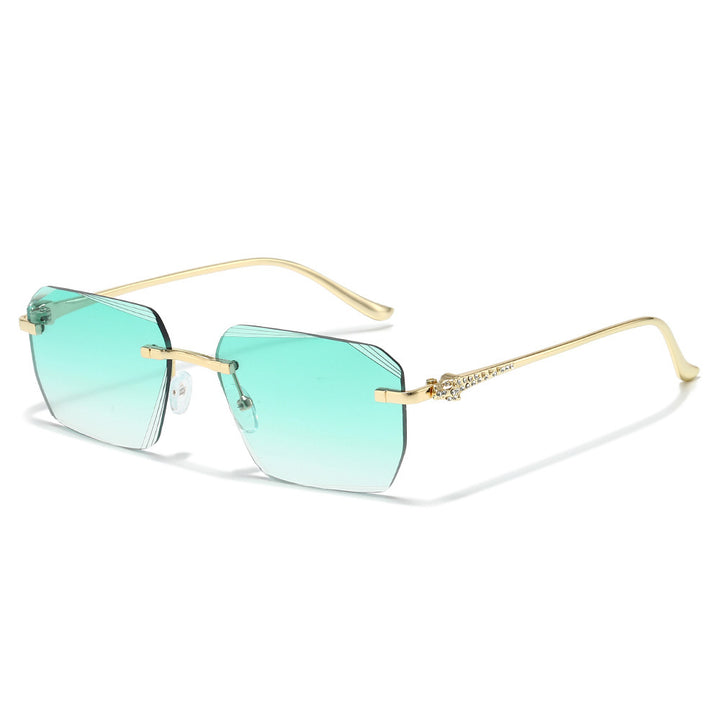 Fashion-Forward Geometric Shield Sunglasses Bowlift
