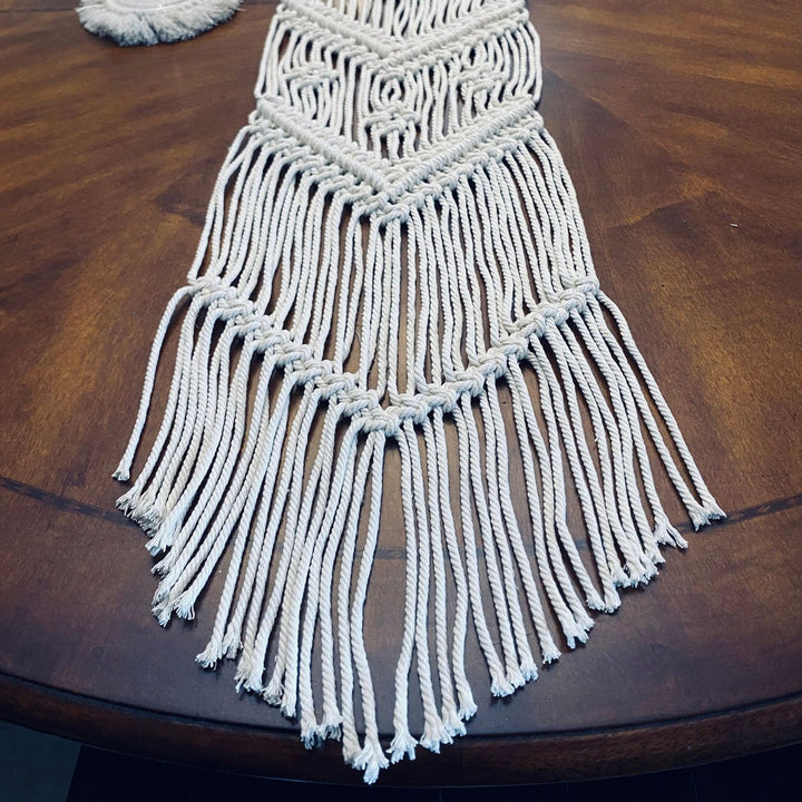 Decorative Macrame Table Runner Bowlift