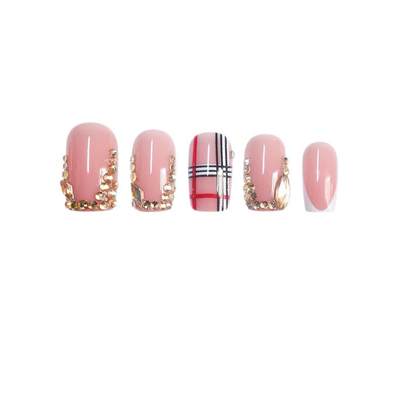 Decorative Press-On Nail Art with Gold Accents Bowlift