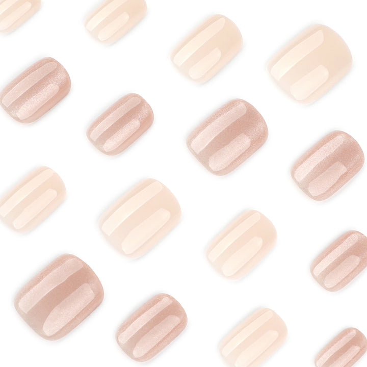 Artificial nail extensions with elegant glitter effect Bowlift