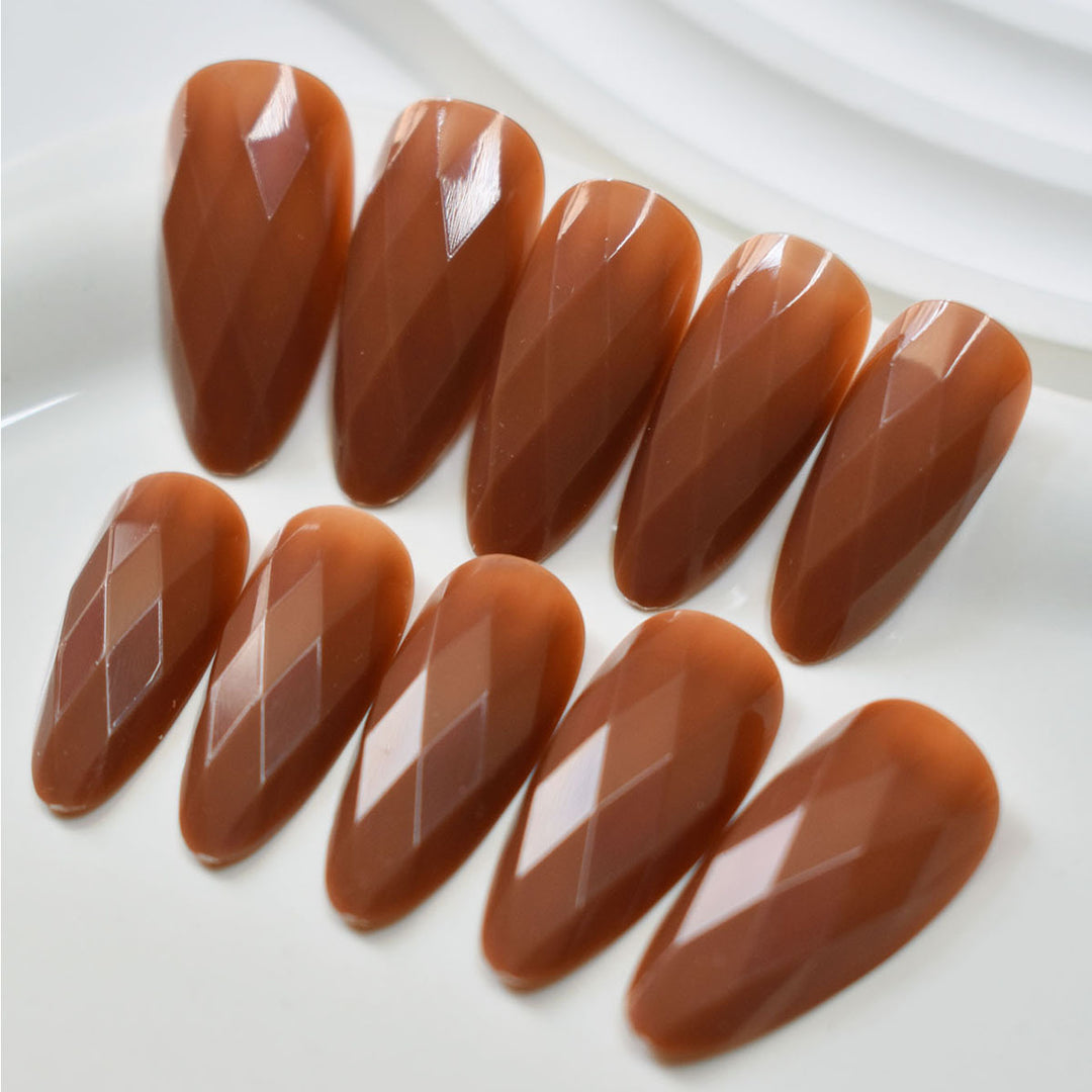 Premium Glossy Diamond-Shaped Press-On Nails Bowlift
