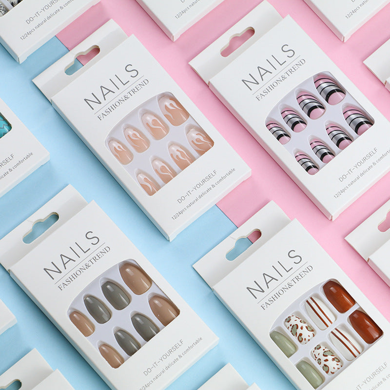 Artistic Graphic Press-On Nail Set Bowlift