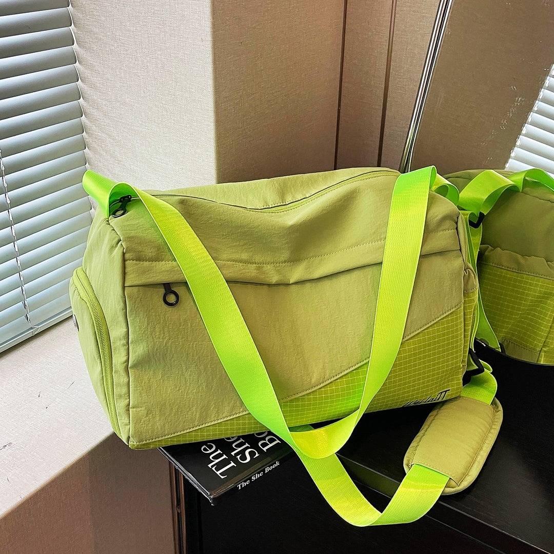 Multi-Functional Sports Duffel Bowlift