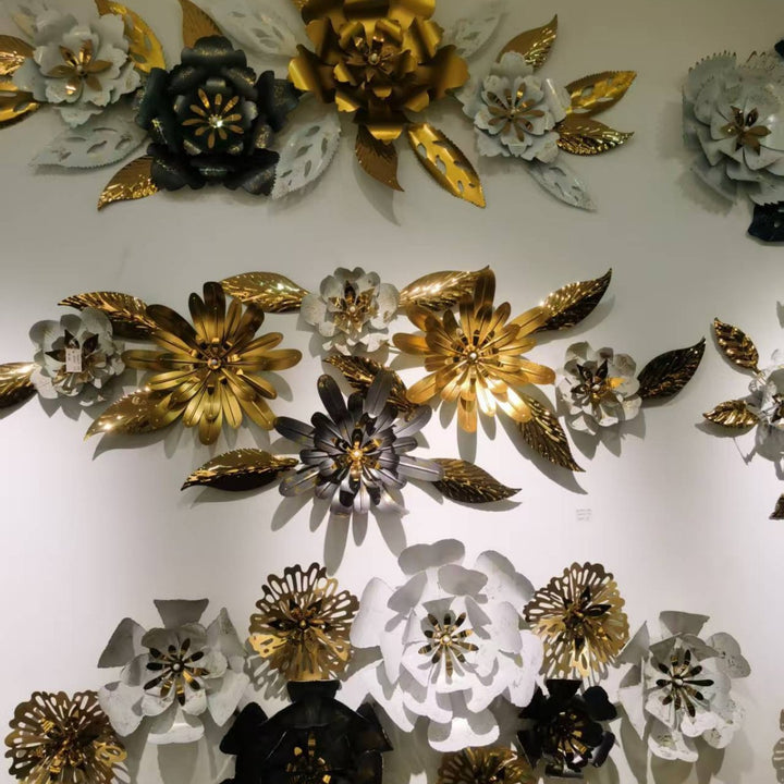 Floral Wall Clock with Leaf Design Bowlift