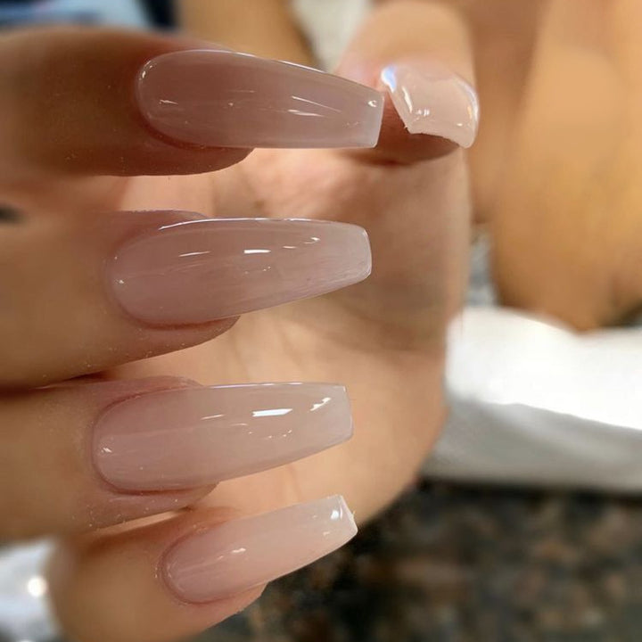 Artificial Nails in Stylish French Design Bowlift