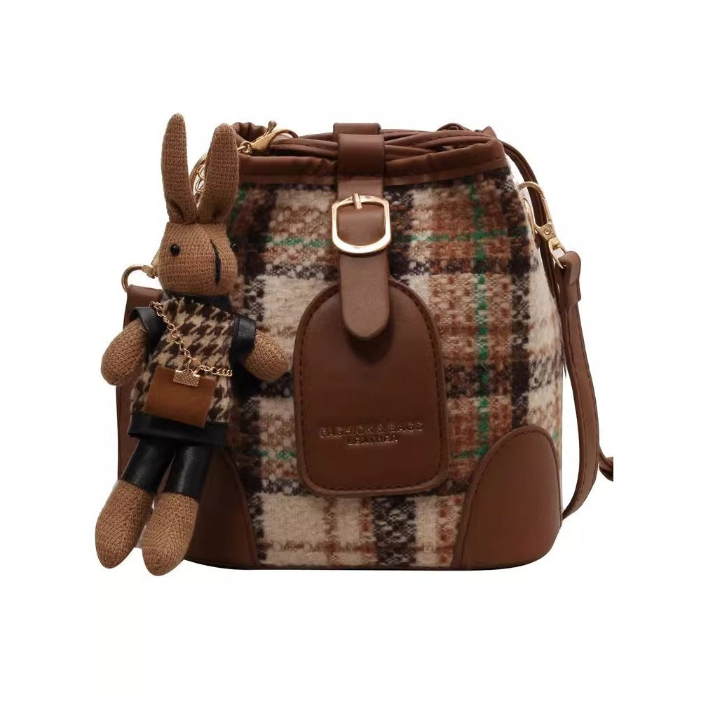 Fashionable Bucket Bag Bowlift