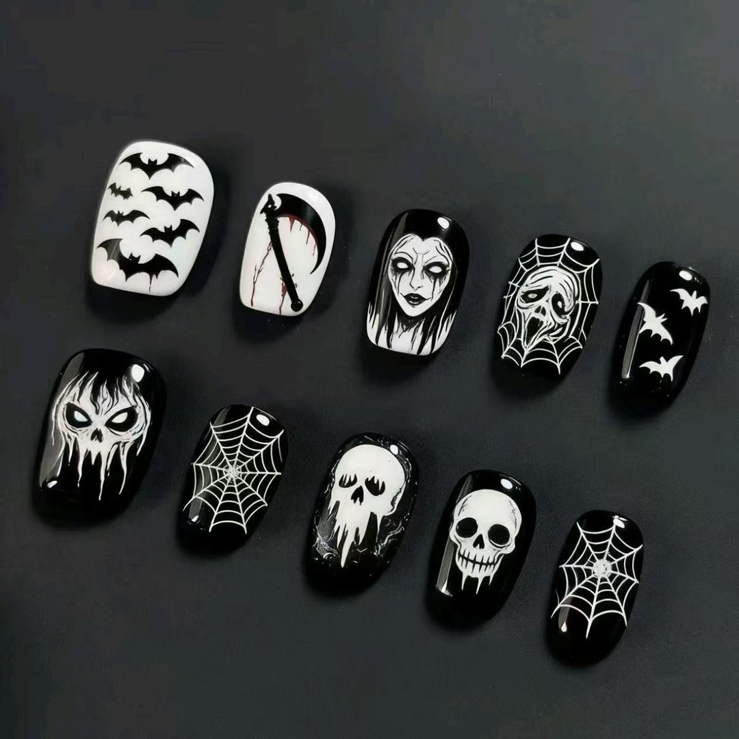 Halloween-Themed Nail Art Kit Bowlift