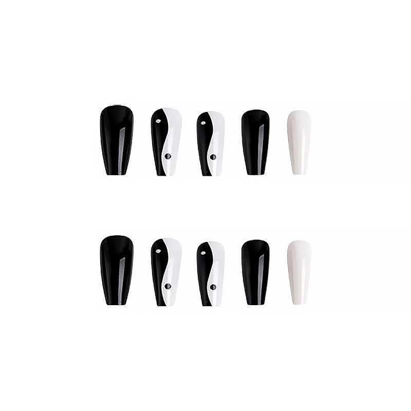 Artificial nails with Yin-Yang design Bowlift