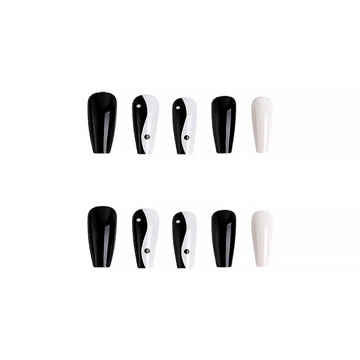 Artificial nails with Yin-Yang design Bowlift