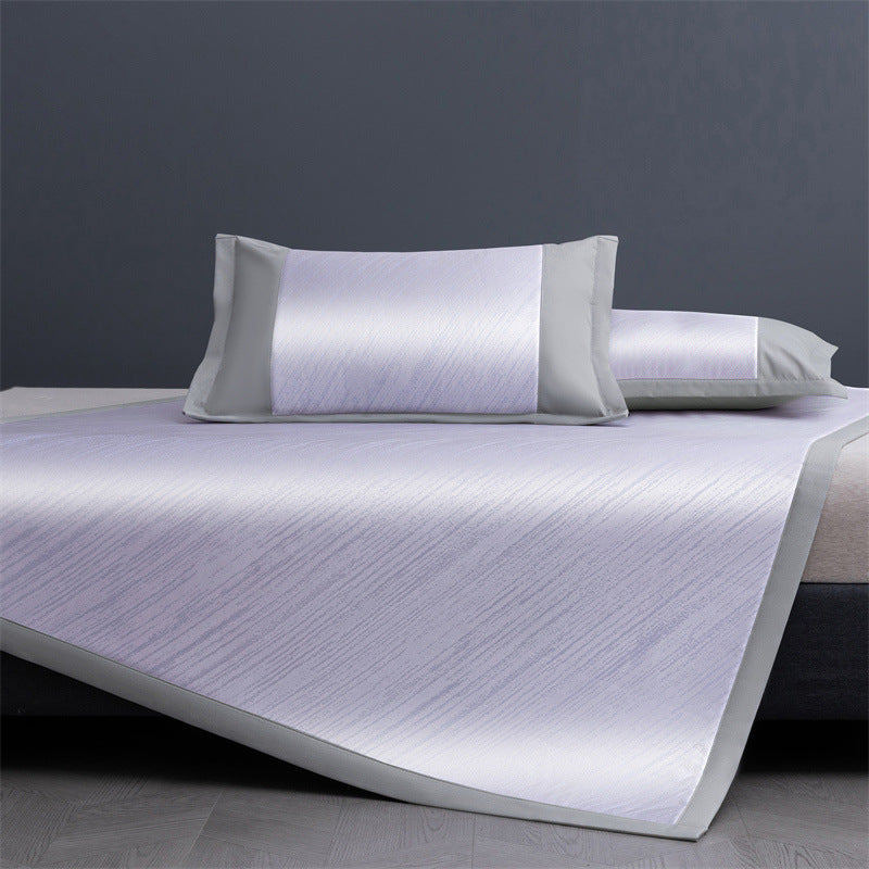Women's Luxurious Bedspread with Elegant Two-Tone Design Bowlift