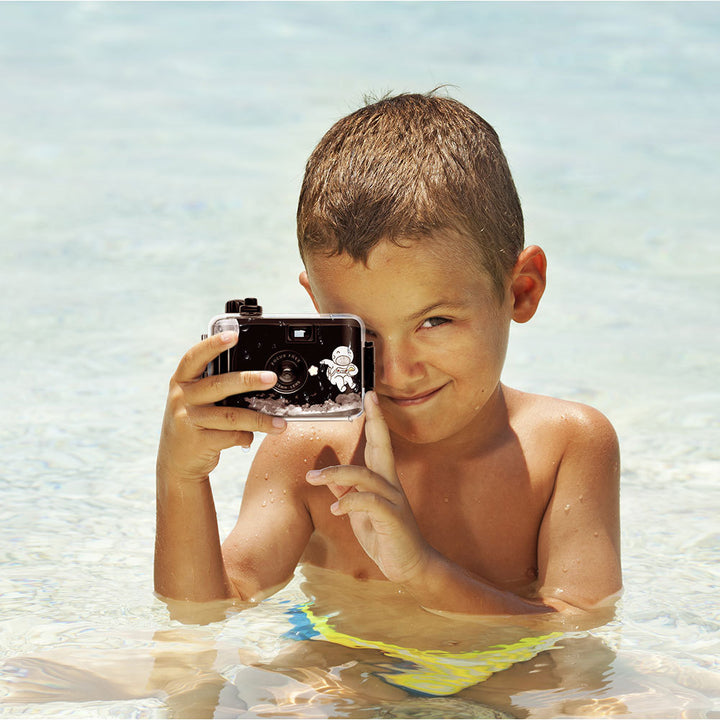 Adventure-Ready Waterproof Film Camera Bowlift