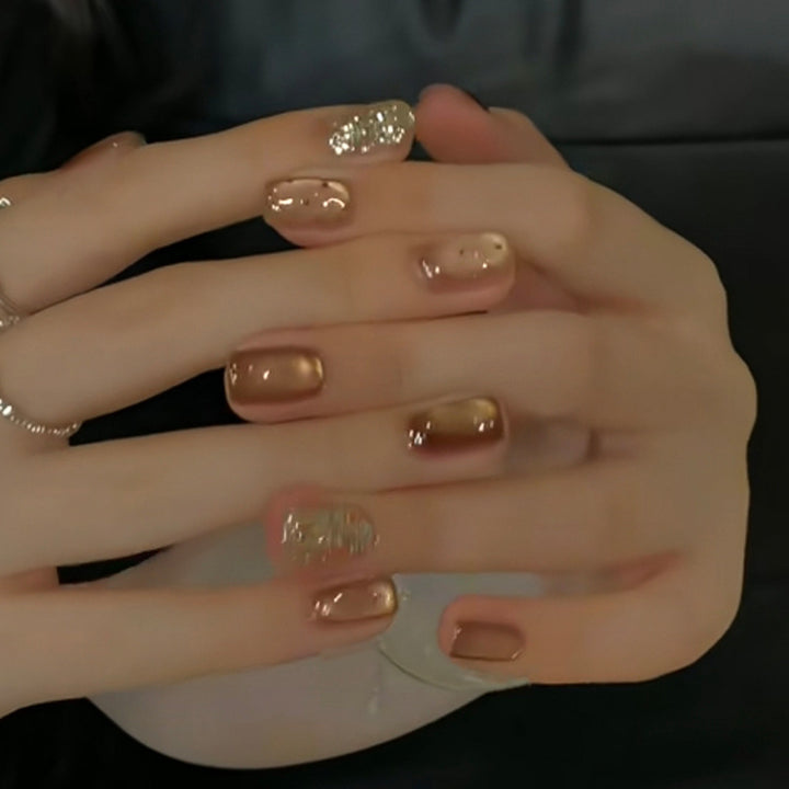 Premium Decorative Press-On Nail Set with Gold Accents Bowlift