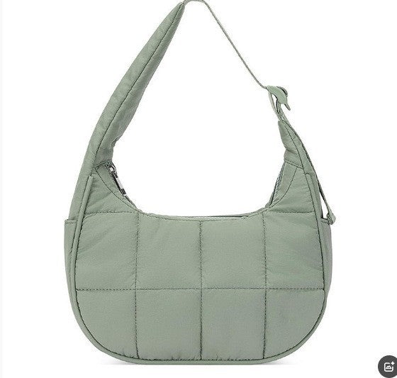 Elegant and Versatile Quilted Shoulder Bag Bowlift