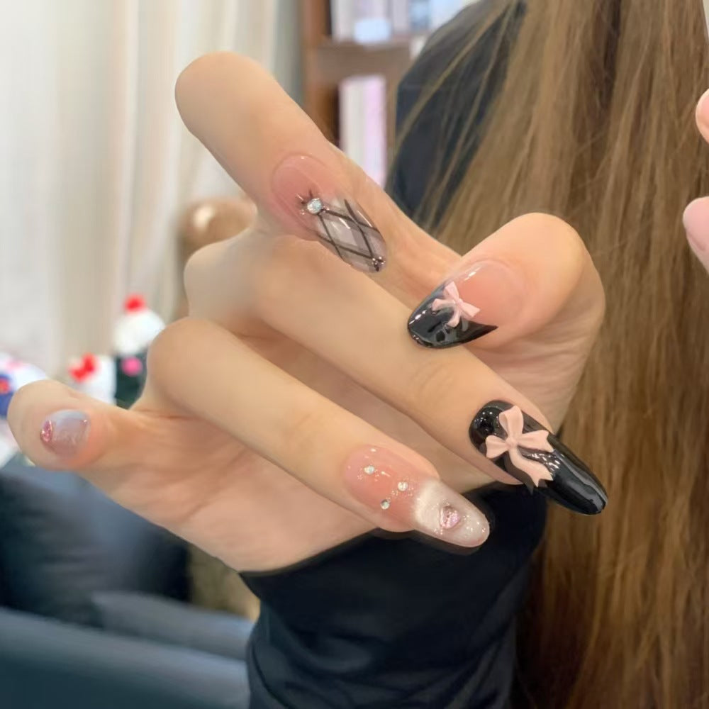 Elegant Press-On Nail Set Bowlift